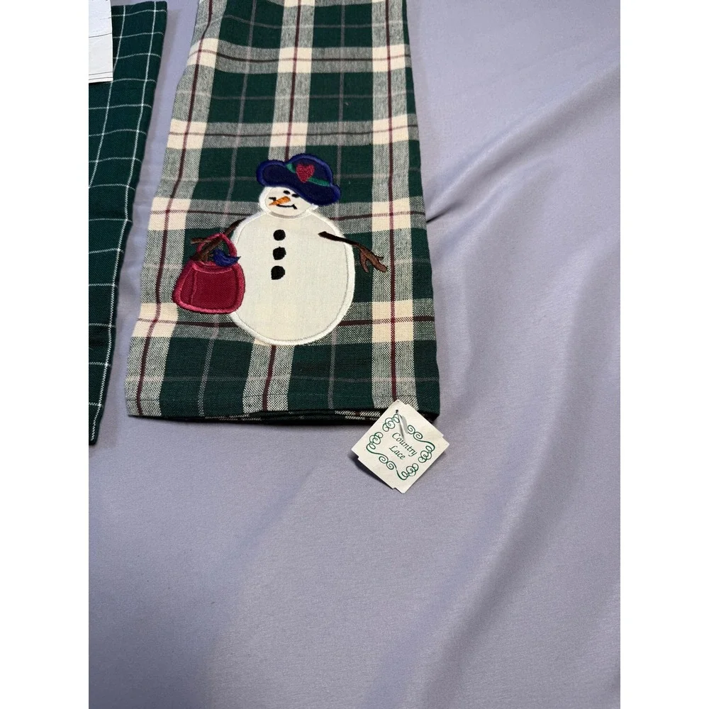 Lot‎ of 4 Christmas Kitchen Dish Towels Holiday Festive Gifting New